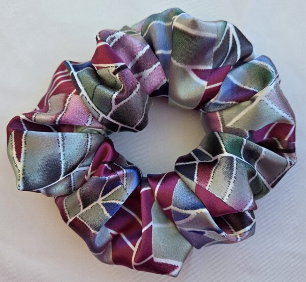 Chouchou en satin multicolore – Image 3