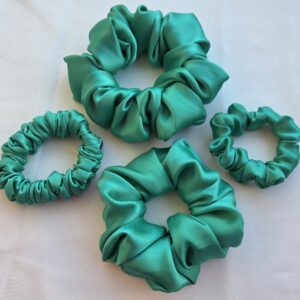 Chouchou en satin vert
