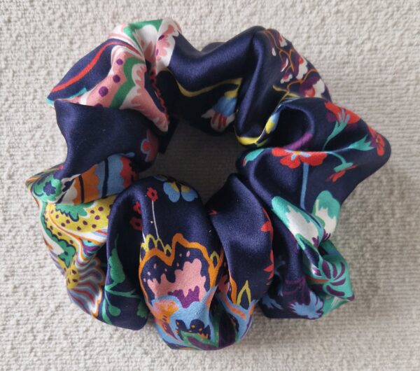 Chouchou floral en soie