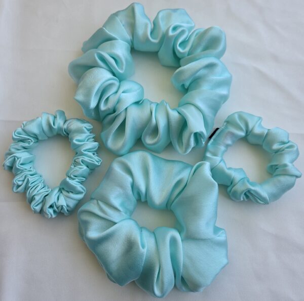 Chouchou en satin Bleu Aqua